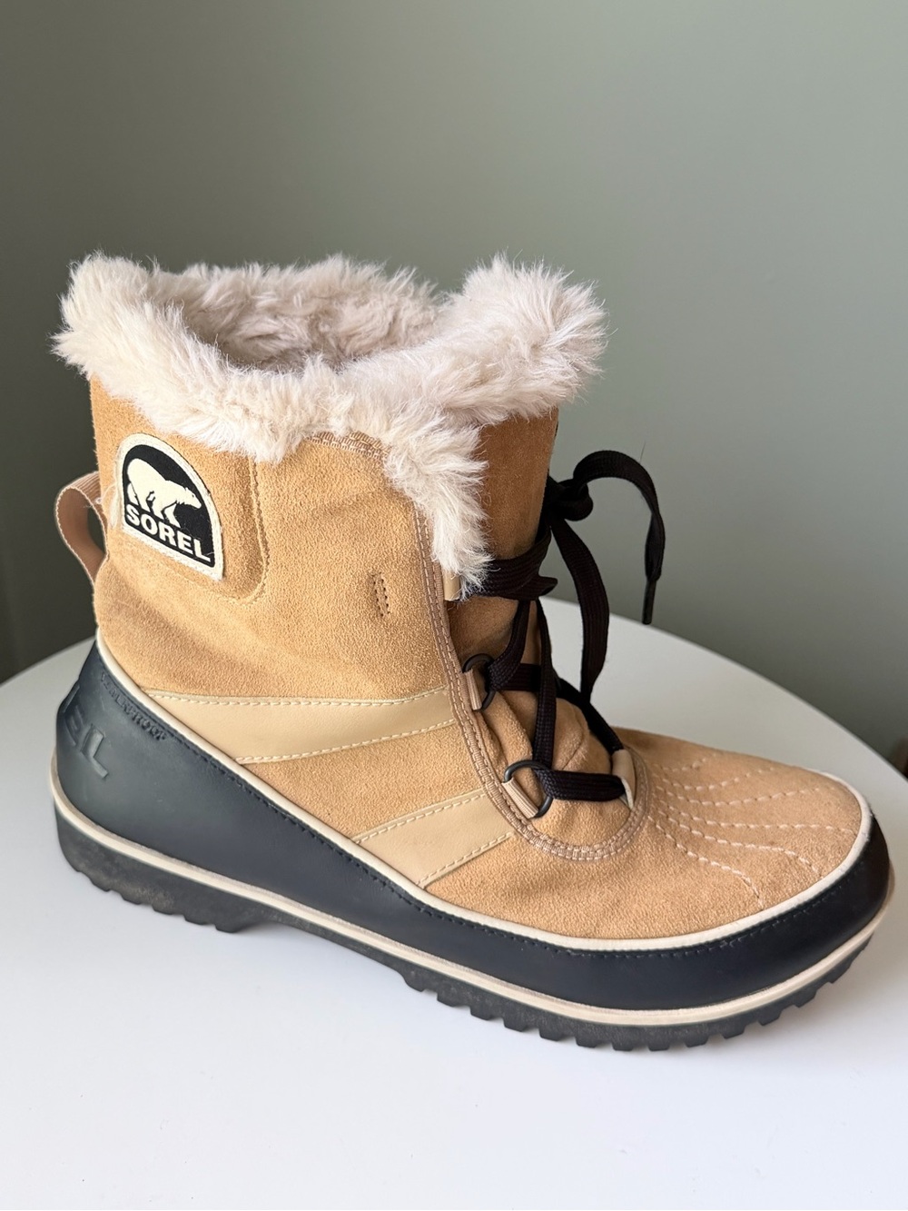 Sorel Tivoli III Waterproof Winter Boots Curry Tan Faux Fur Cuff Lace Up Warm 11